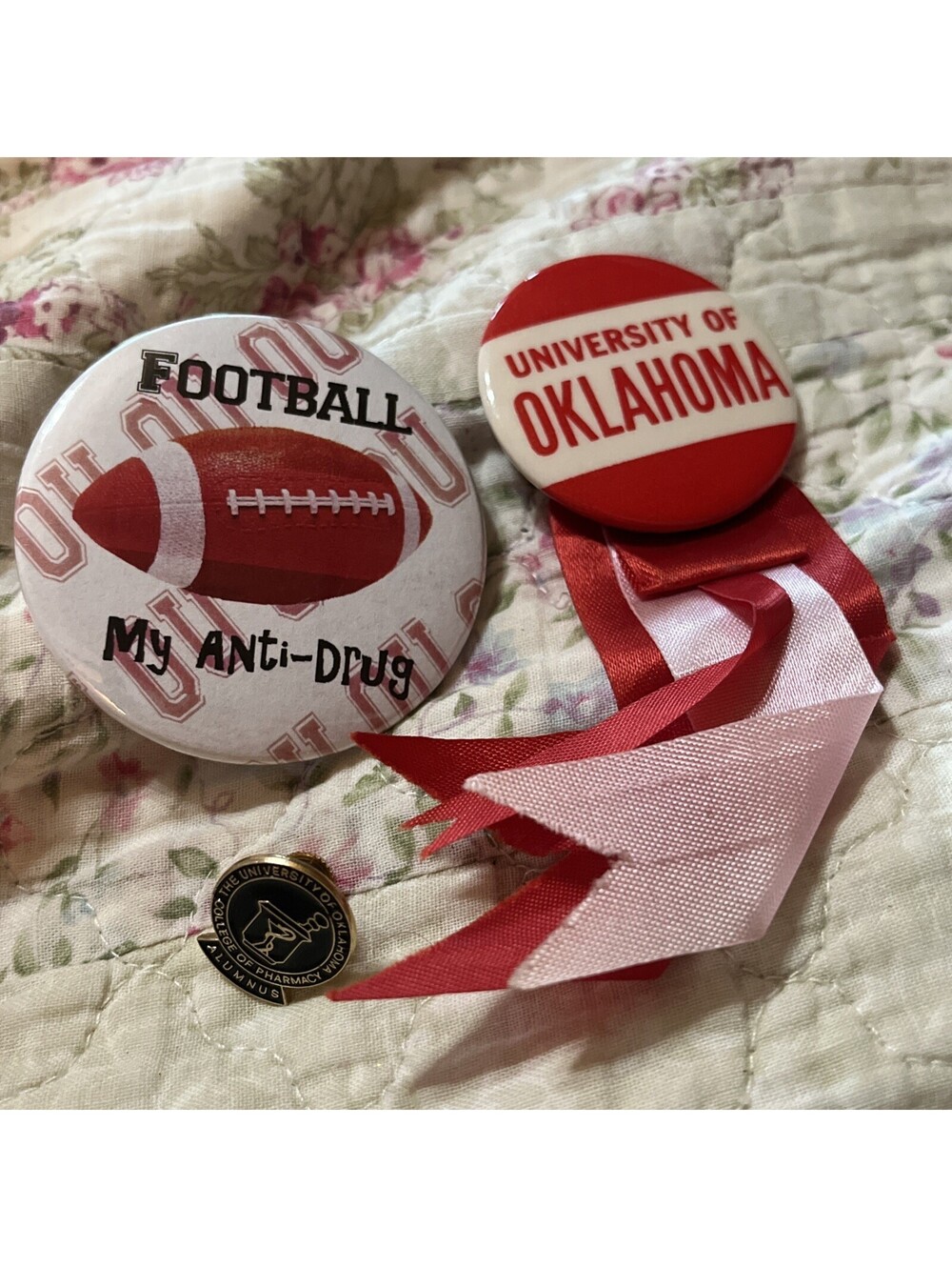 Mixed lot of three University of Oklahoma memorabilia pieces.
